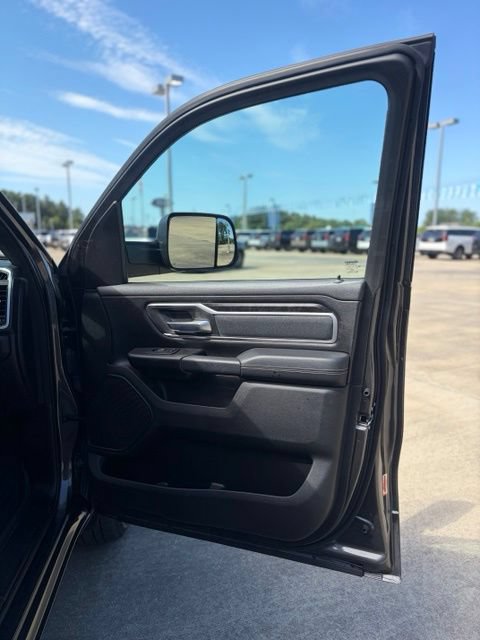 Used 2022 RAM 1500 Big Horn AWD/4WD image 13