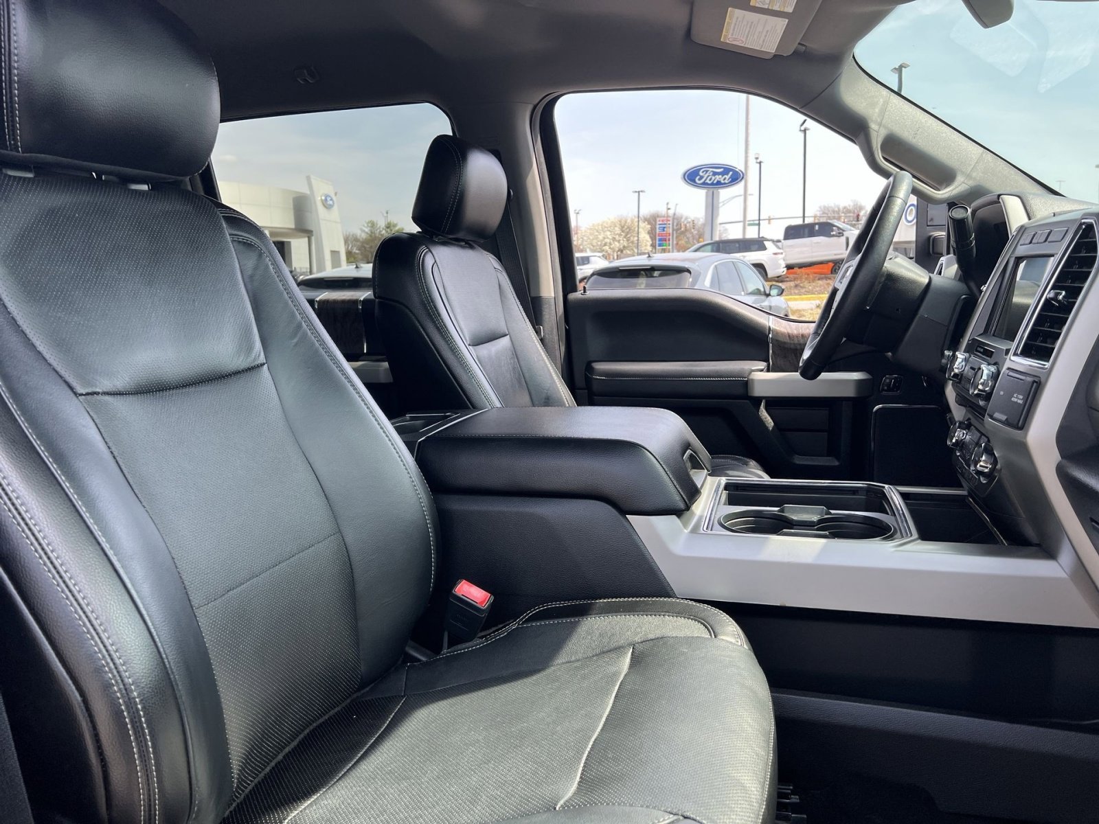 Used 2018 Ford F350 Lariat w/ Lariat Ultimate Package image 26