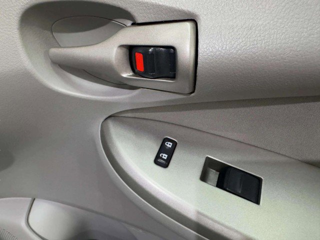 Used 2010 Toyota Corolla LE image 38