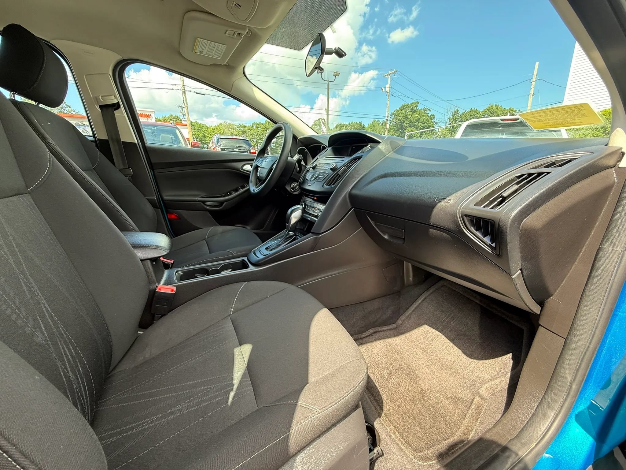 Used 2016 Ford Focus SE FWD image 22