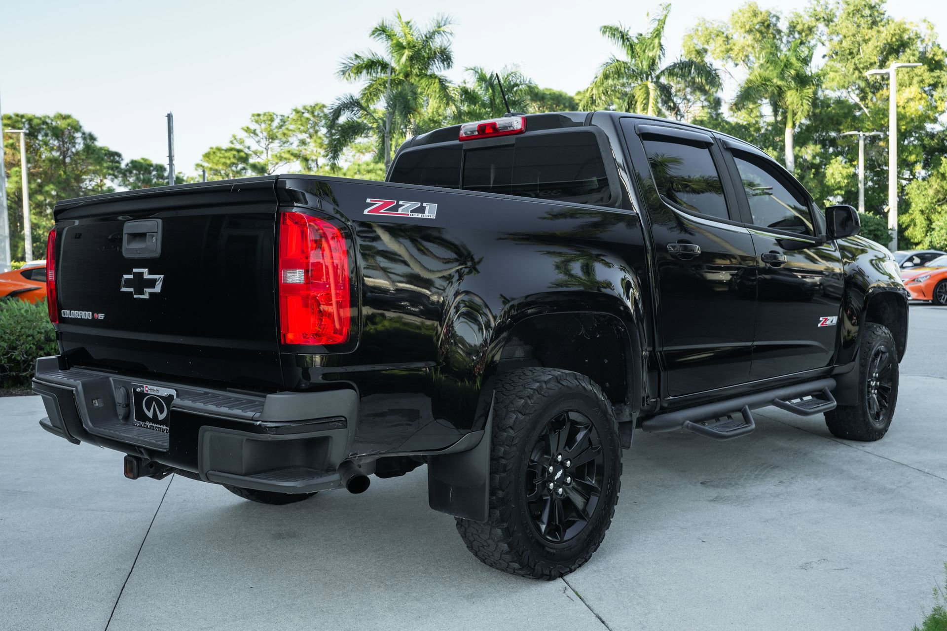 Used 2017 Chevrolet Colorado Z71 w/ Z71 Midnight Edition image 27
