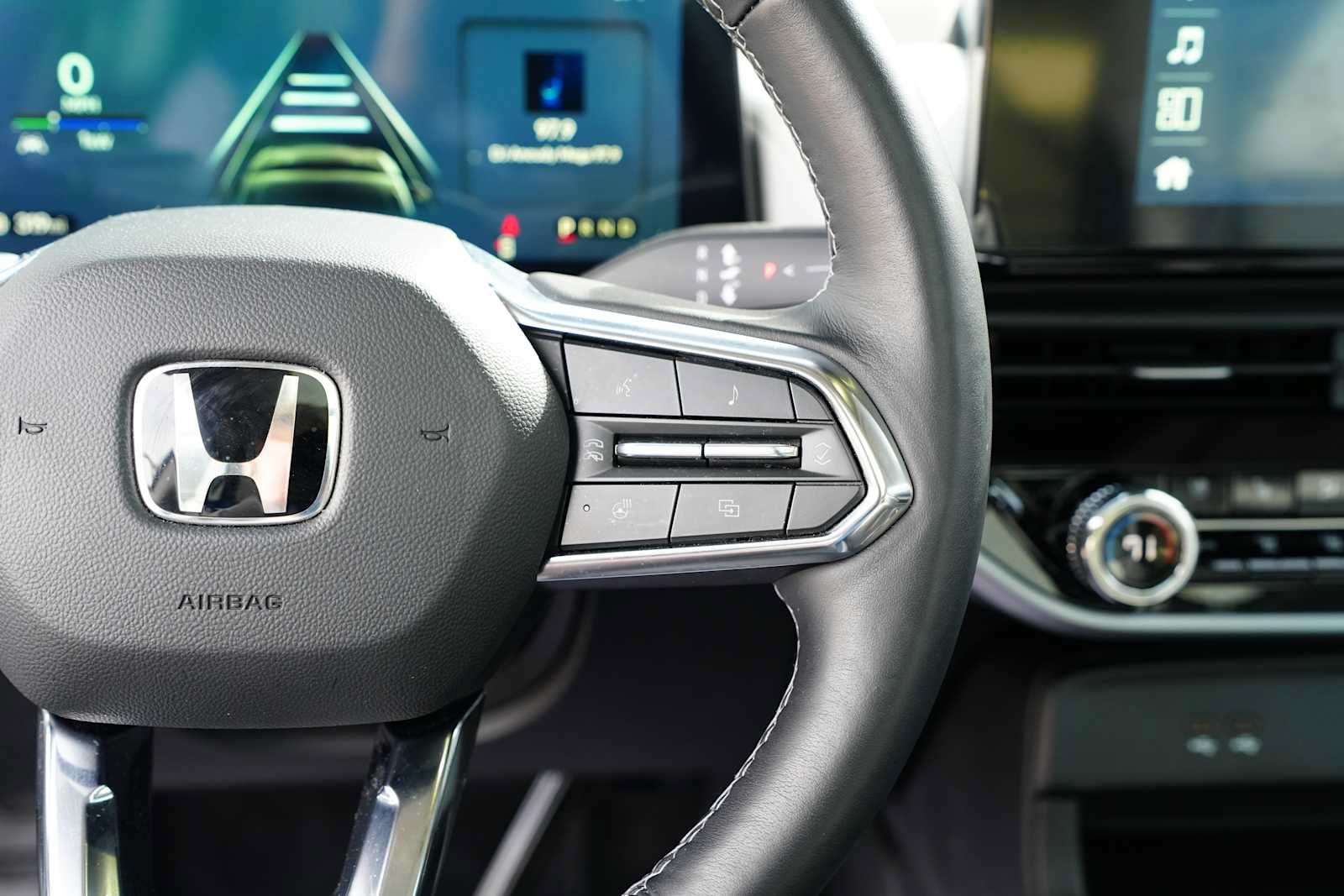 Used 2025 Honda Prologue Elite image 19