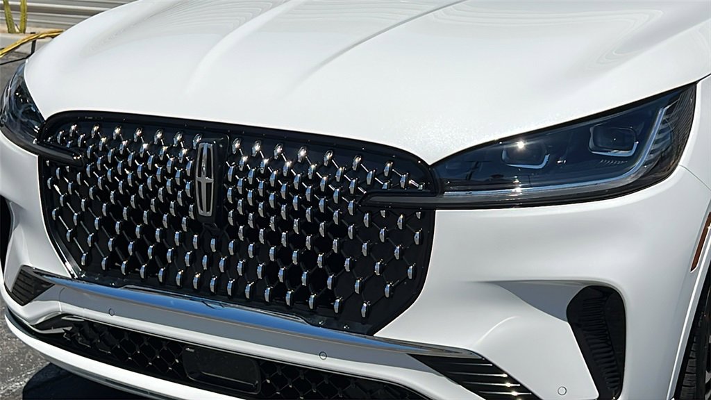 New 2025 Lincoln Aviator Black Label image 4