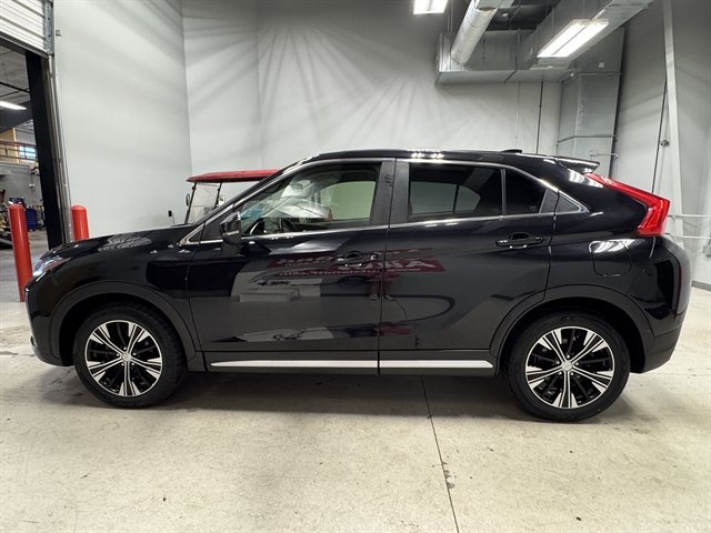 Used 2020 Mitsubishi Eclipse Cross SE FWD image 4