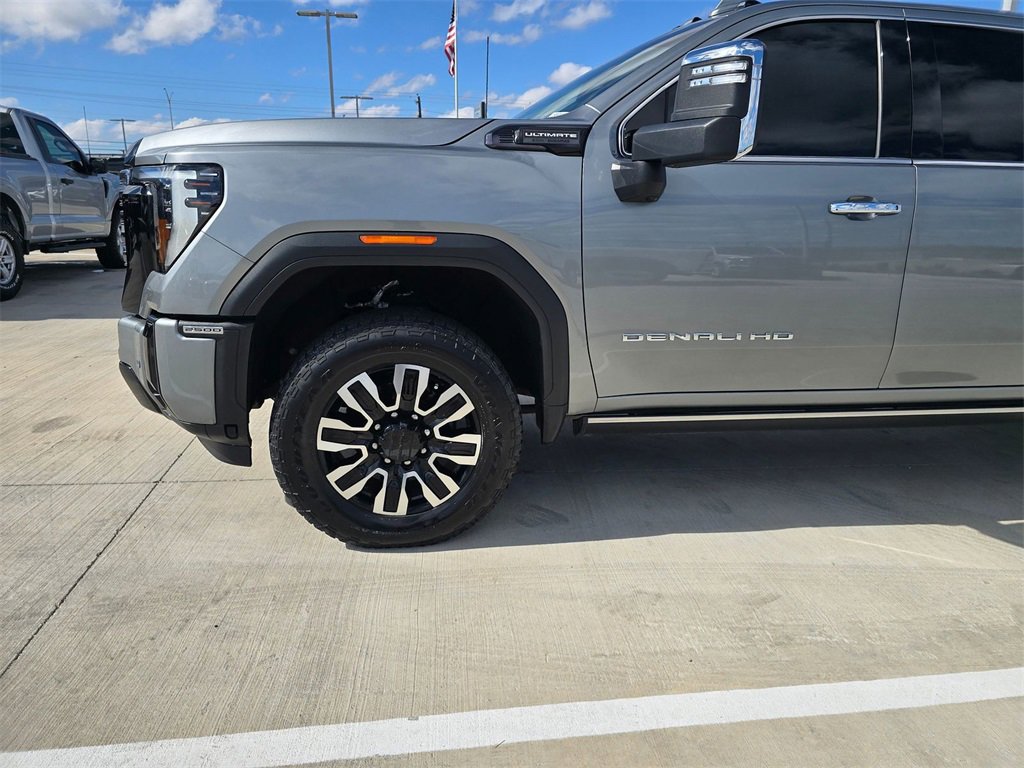 Used 2025 GMC Sierra 2500 Denali Ultimate image 7