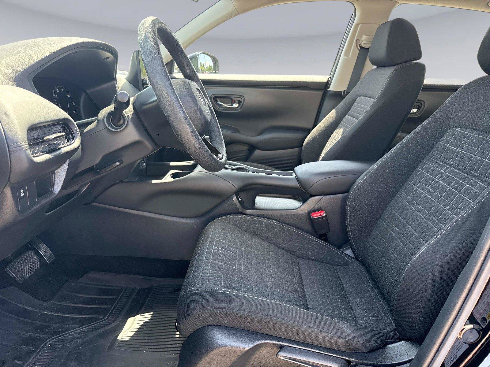 Certified 2023 Honda HR-V LX image 18