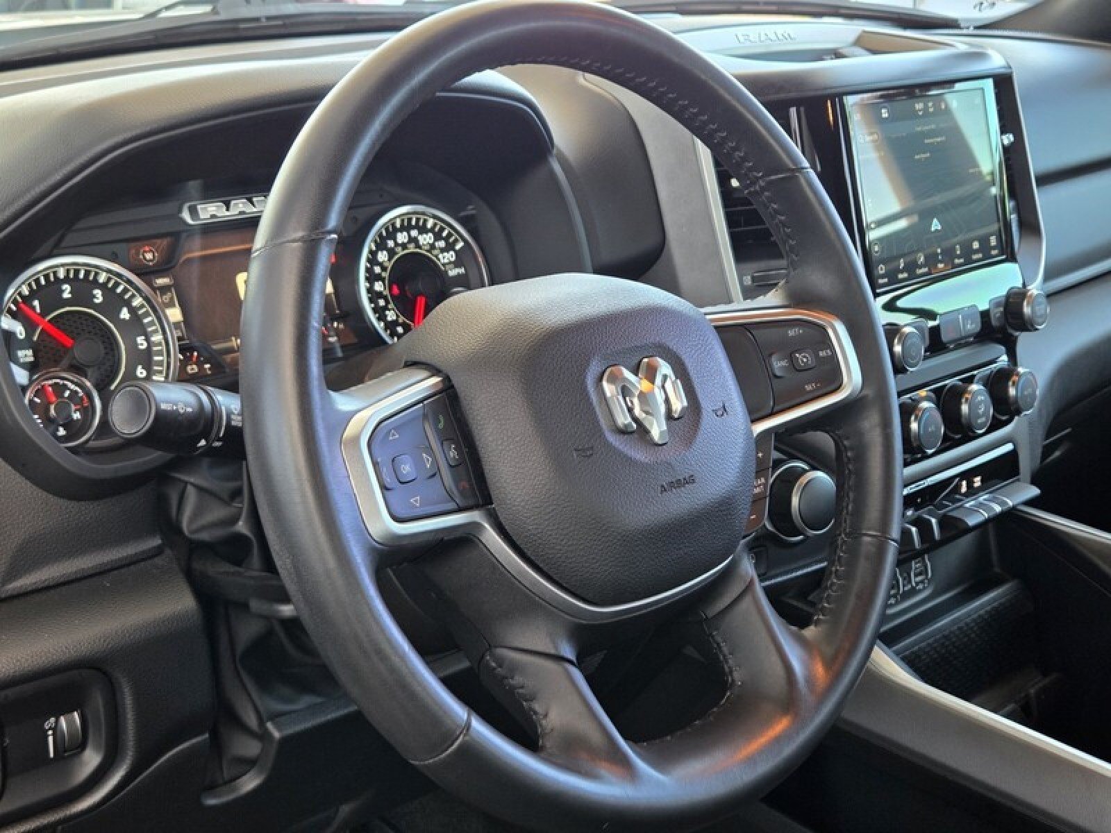 Used 2022 RAM 1500 Big Horn AWD/4WD image 24