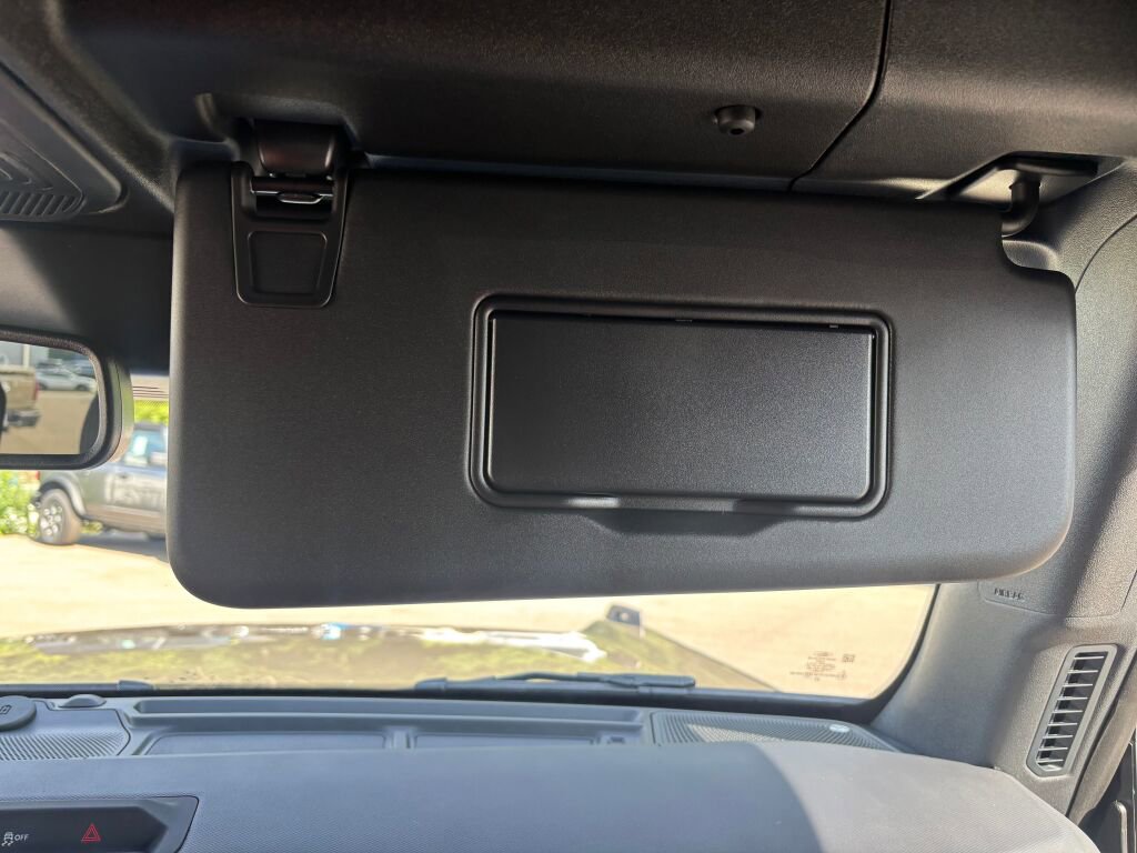 New 2025 Ford Bronco Badlands image 25