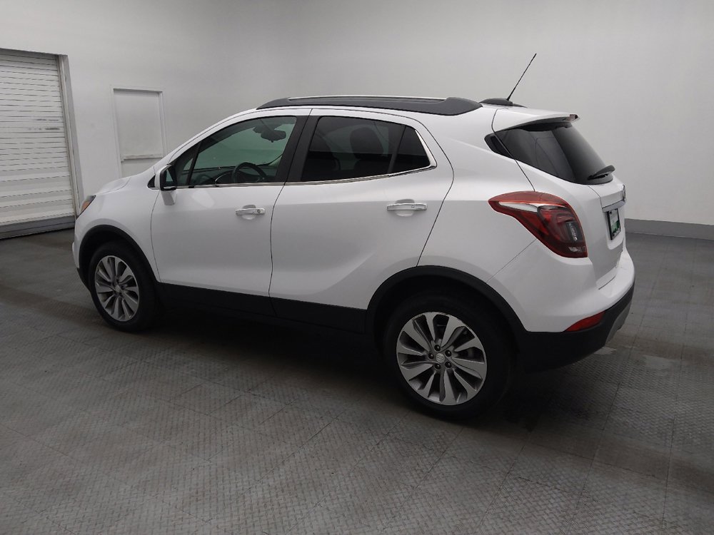 Used 2020 Buick Encore Preferred image 3