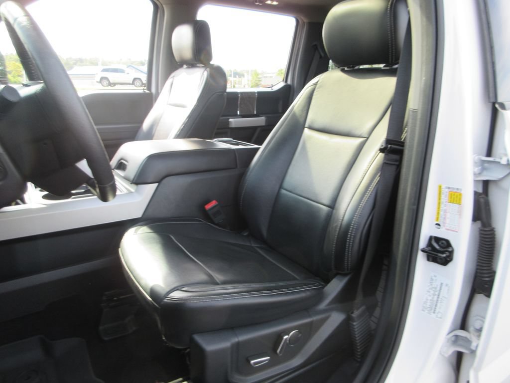 Used 2019 Ford F250 Lariat w/ Lariat Ultimate Package AWD/4WD image 24