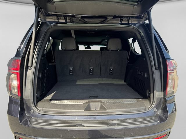 Certified 2022 Chevrolet Suburban Z71 w/ Luxury Package AWD/4WD image 5