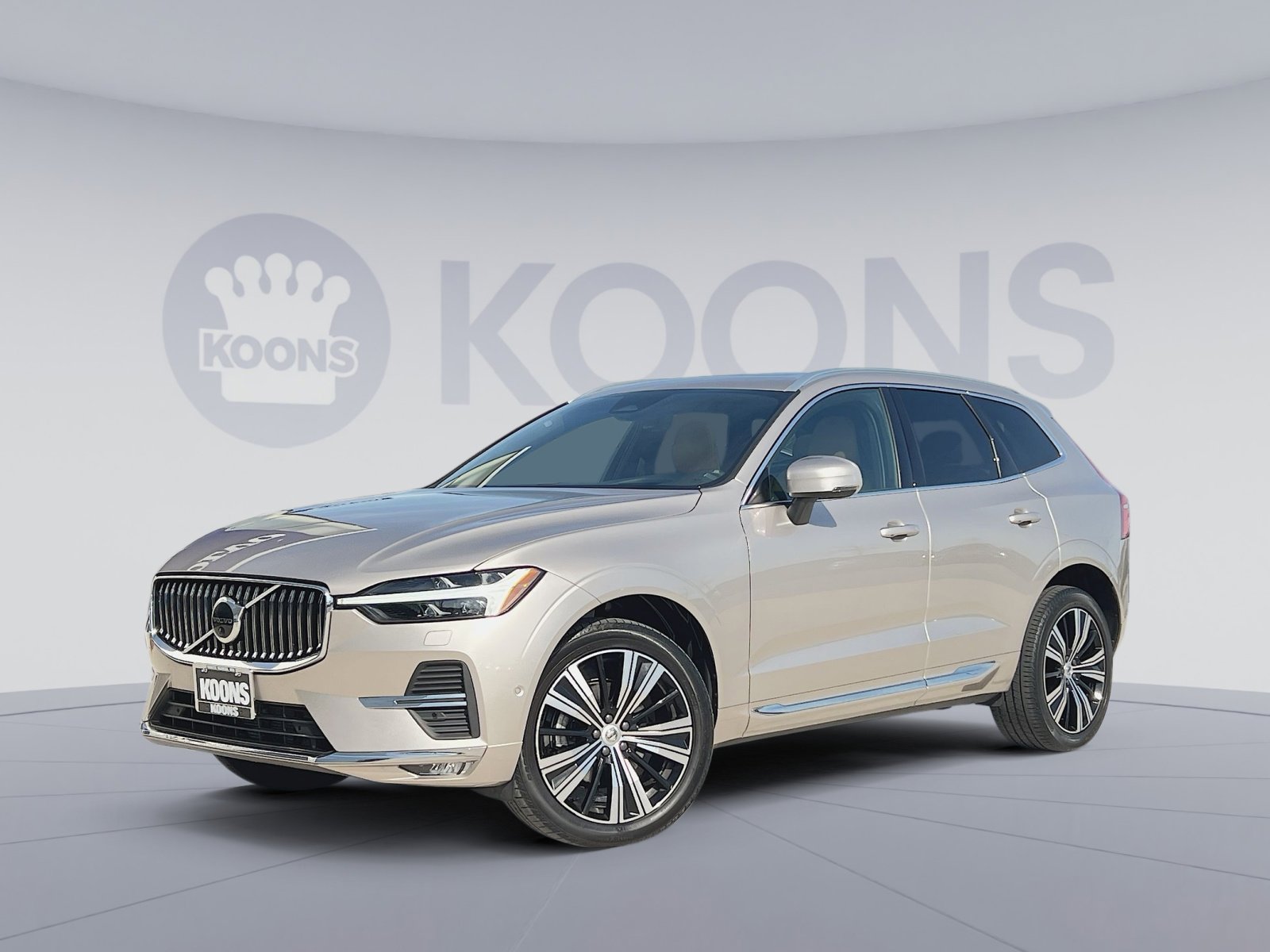 Certified 2023 Volvo XC60 B5 Ultimate w/ Climate Package AWD/4WD image 1