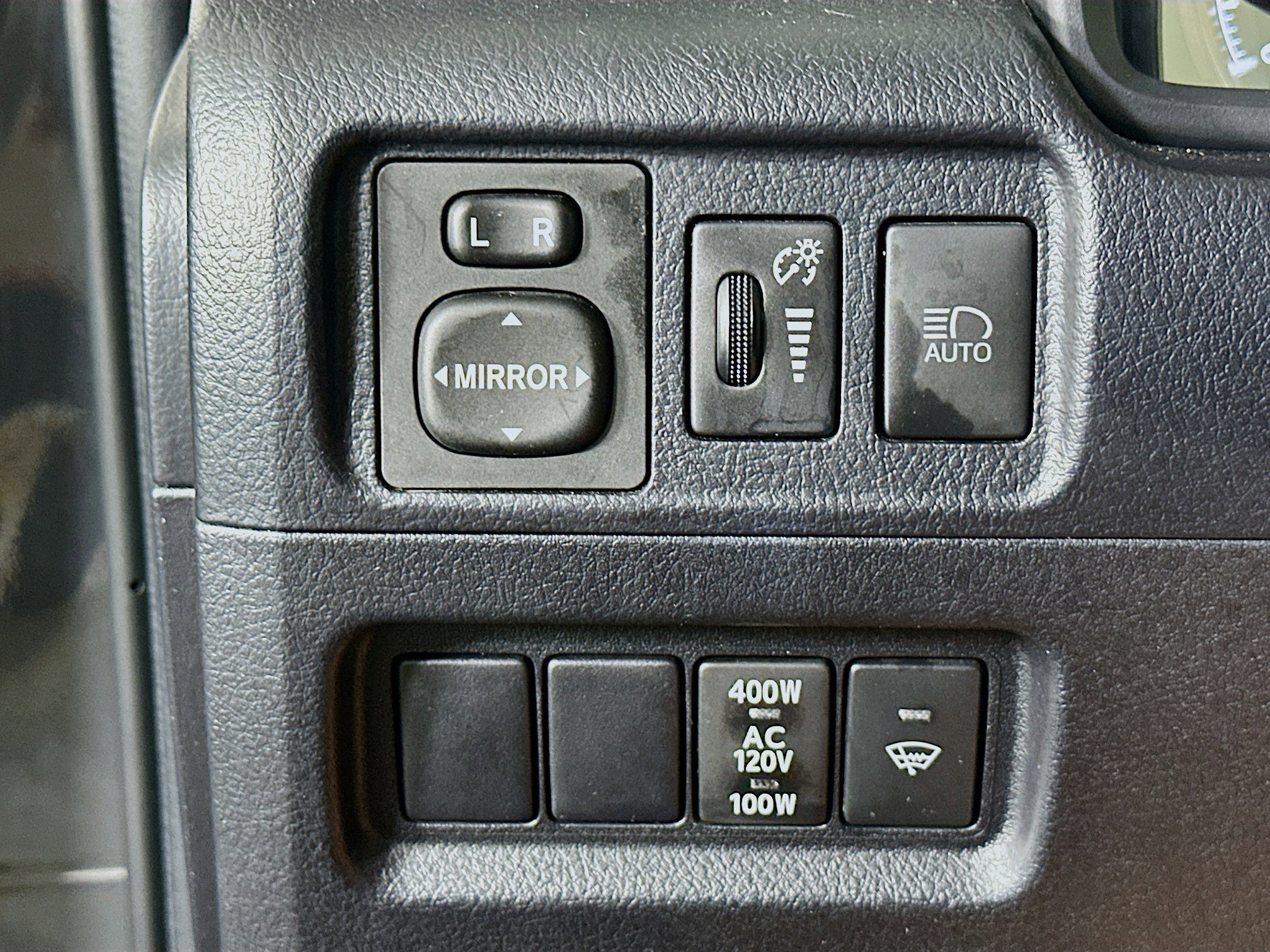 Used 2024 Toyota 4Runner TRD Off-Road Premium image 17