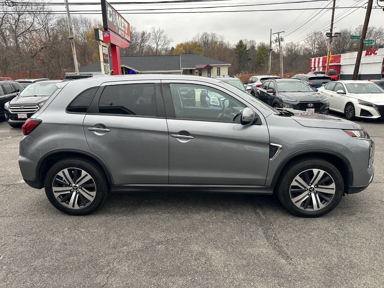 Used 2021 Mitsubishi Outlander Sport ES image 3