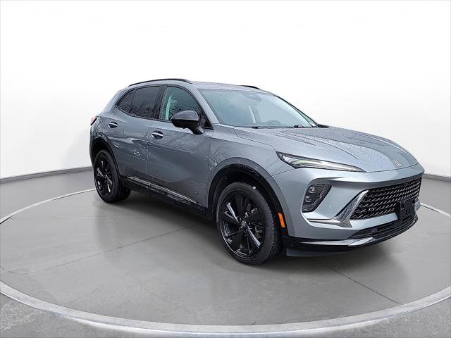 Used 2025 Buick Envision Sport Touring image 2
