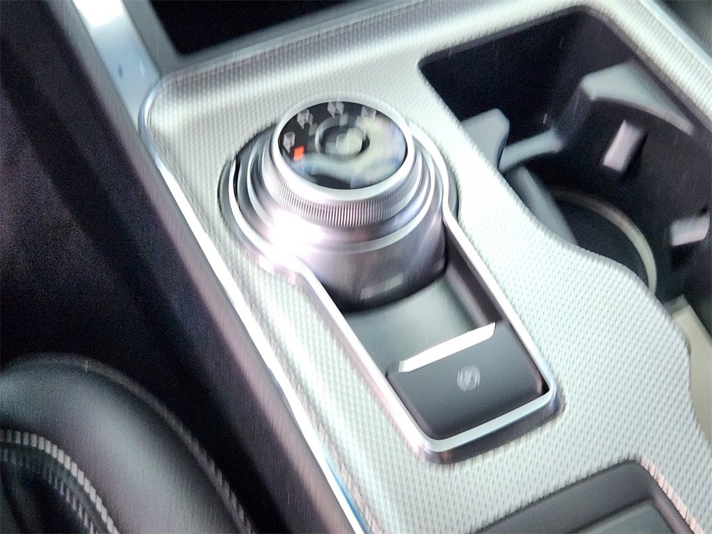 Used 2021 Ford Edge ST w/ Equipment Group 401A image 21