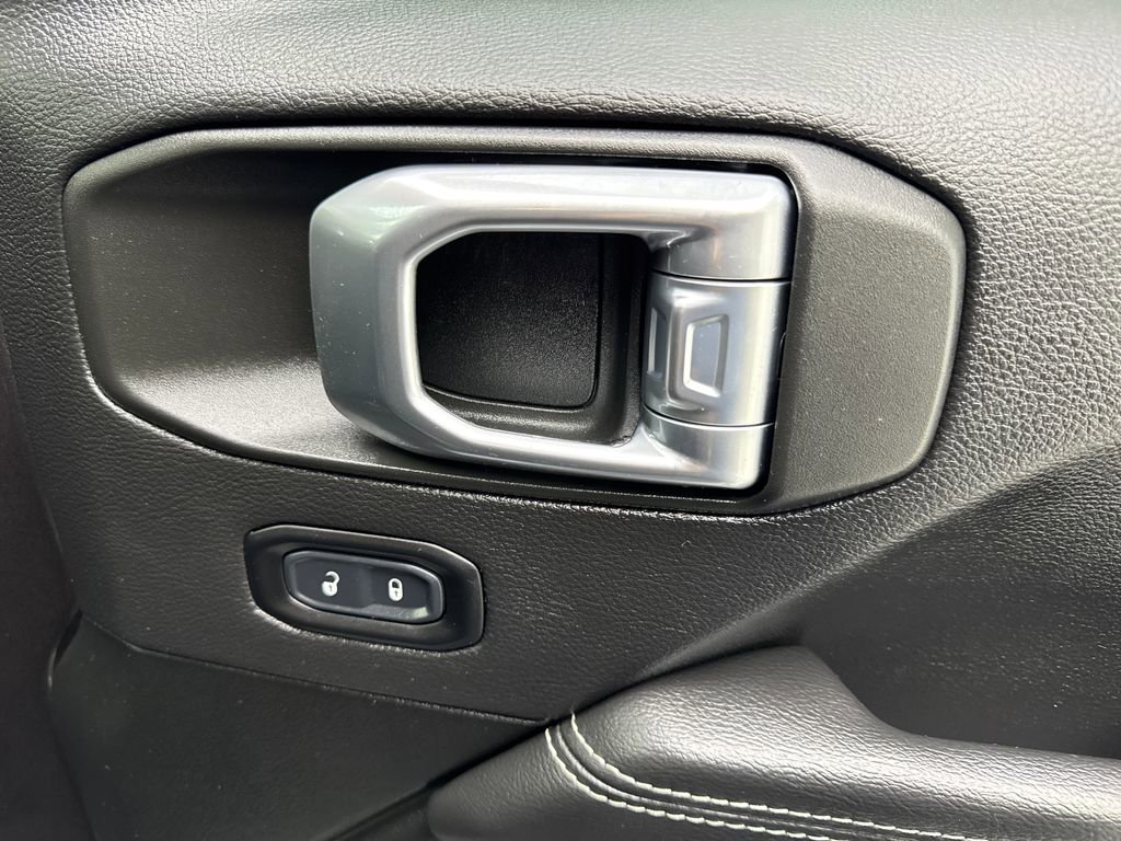 Used 2022 Jeep Wrangler Unlimited Sahara w/ Cold Weather Group image 48