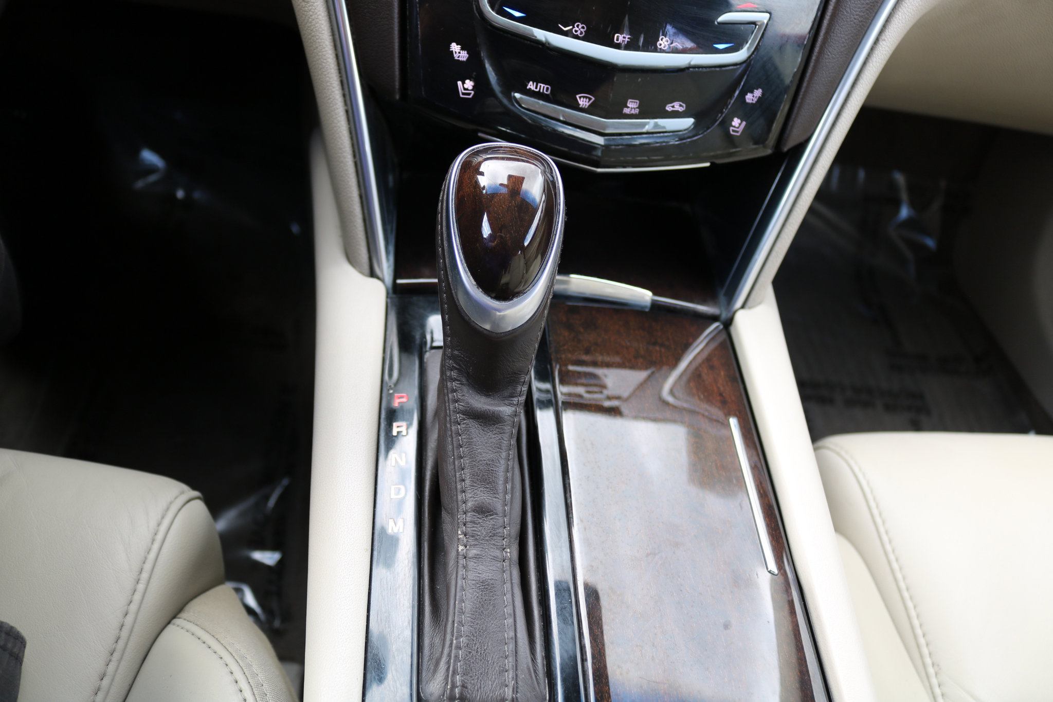 Used 2016 Cadillac XTS Luxury w/ Driver Awareness Package image 45