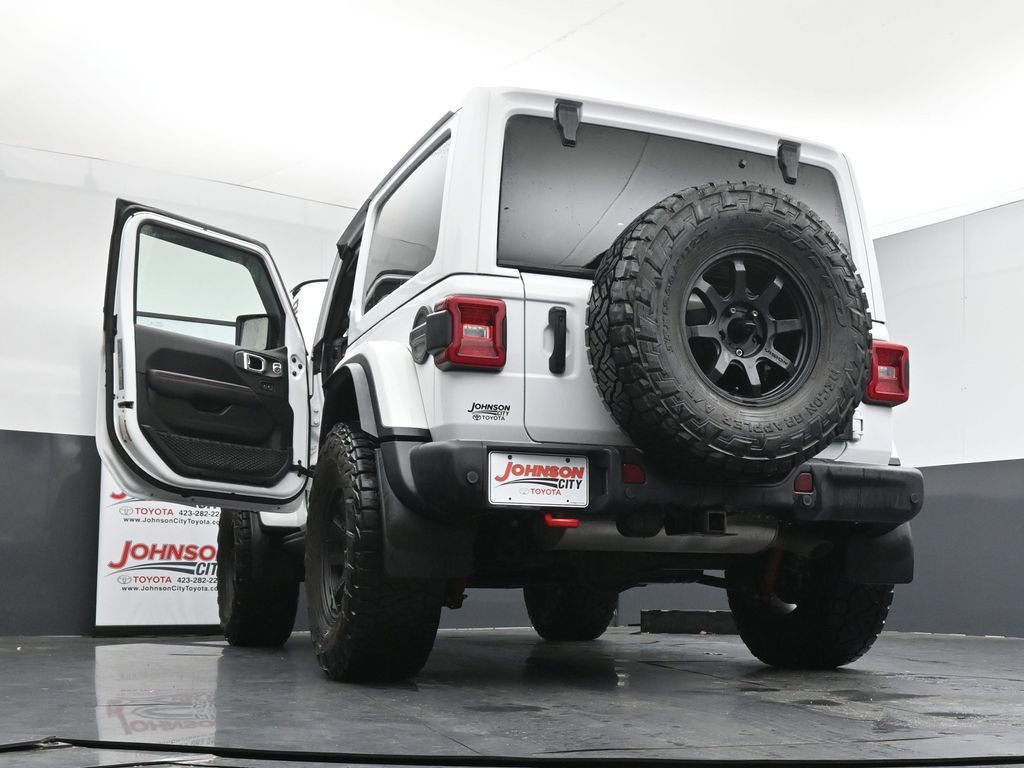 Used 2024 Jeep Wrangler Rubicon AWD/4WD image 42
