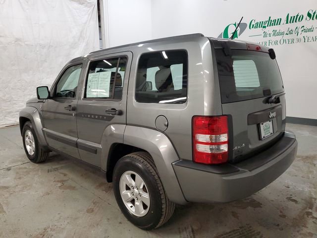 Used 2012 Jeep Liberty Sport image 4
