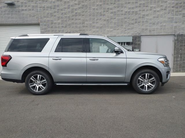 Used 2022 Ford Expedition Max Limited image 2