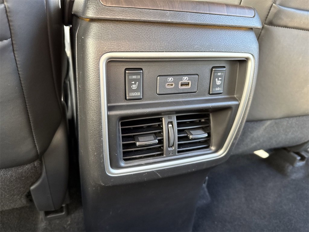 Used 2019 Nissan Murano Platinum image 38