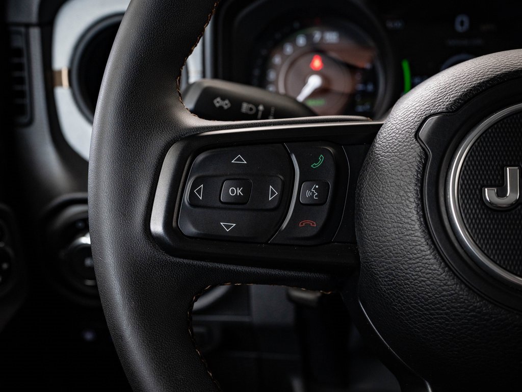 Used 2024 Jeep Wrangler Unlimited w/ Convenience Group image 27