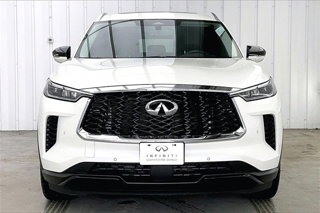 Used 2023 INFINITI QX60 Luxe image 3
