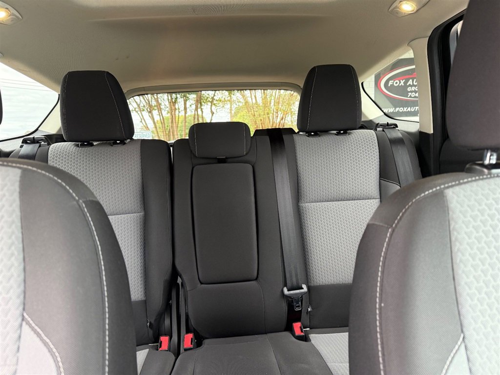 Used 2017 Ford Escape SE image 20