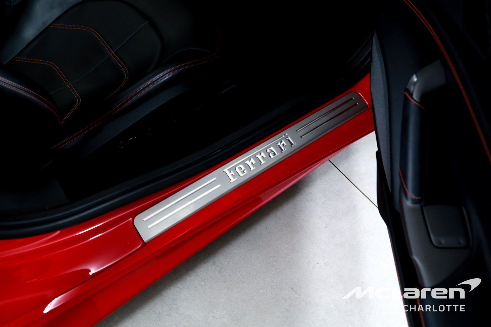 Used 2019 Ferrari 488 Spider RWD image 20