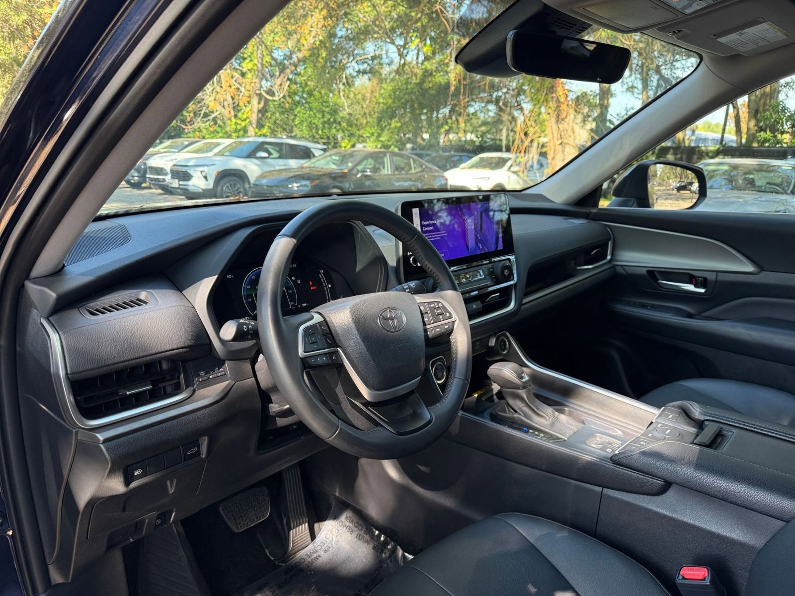 Used 2025 Toyota Grand Highlander FWD image 28