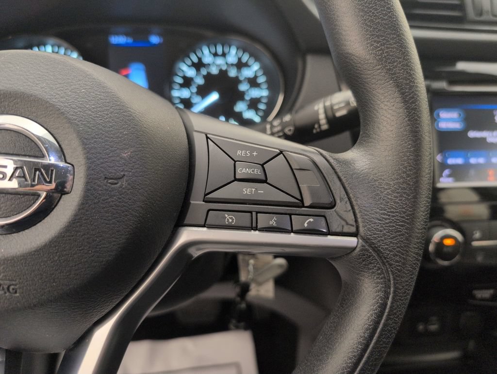 Used 2020 Nissan Rogue Sport S FWD image 35