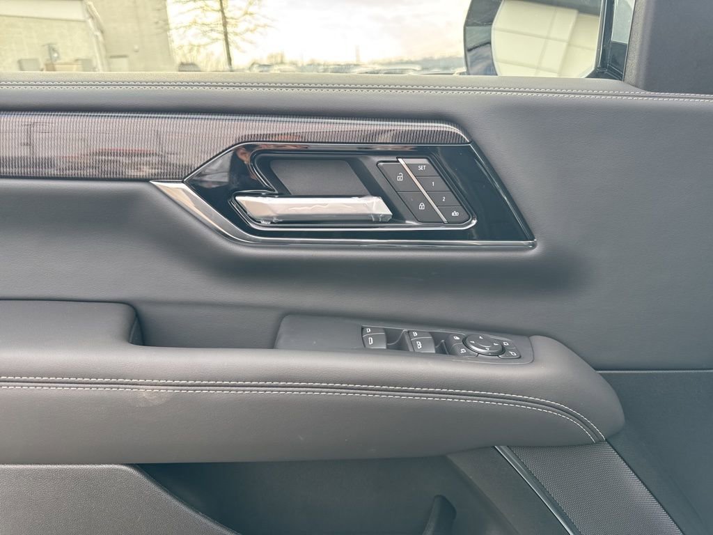 New 2026 GMC Yukon XL Elevation image 13