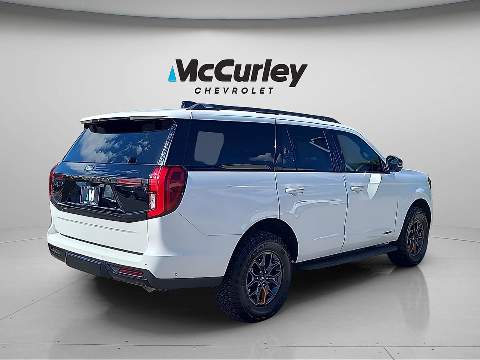 Used 2025 Ford Expedition Tremor AWD/4WD image 7