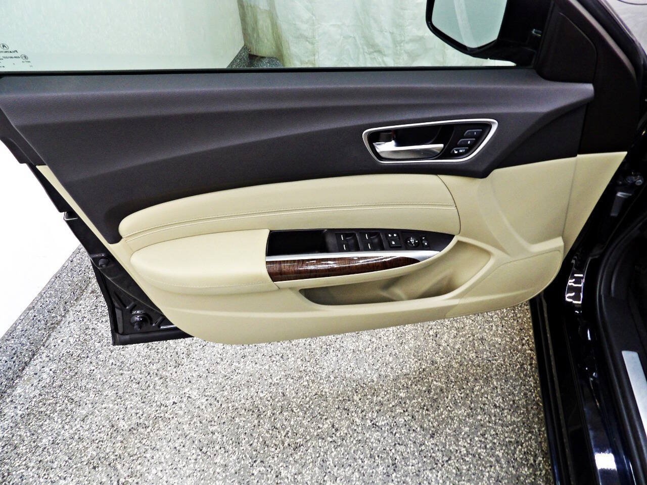 Used 2020 Acura TLX FWD image 7