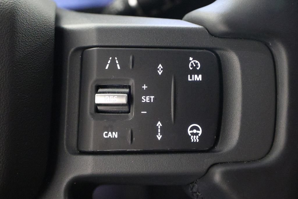 Used 2025 Land Rover Defender 110 S AWD/4WD image 22