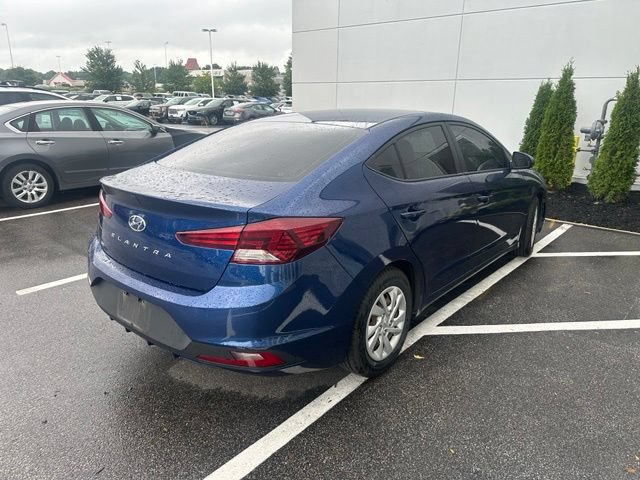 Used 2019 Hyundai Elantra SE FWD image 3