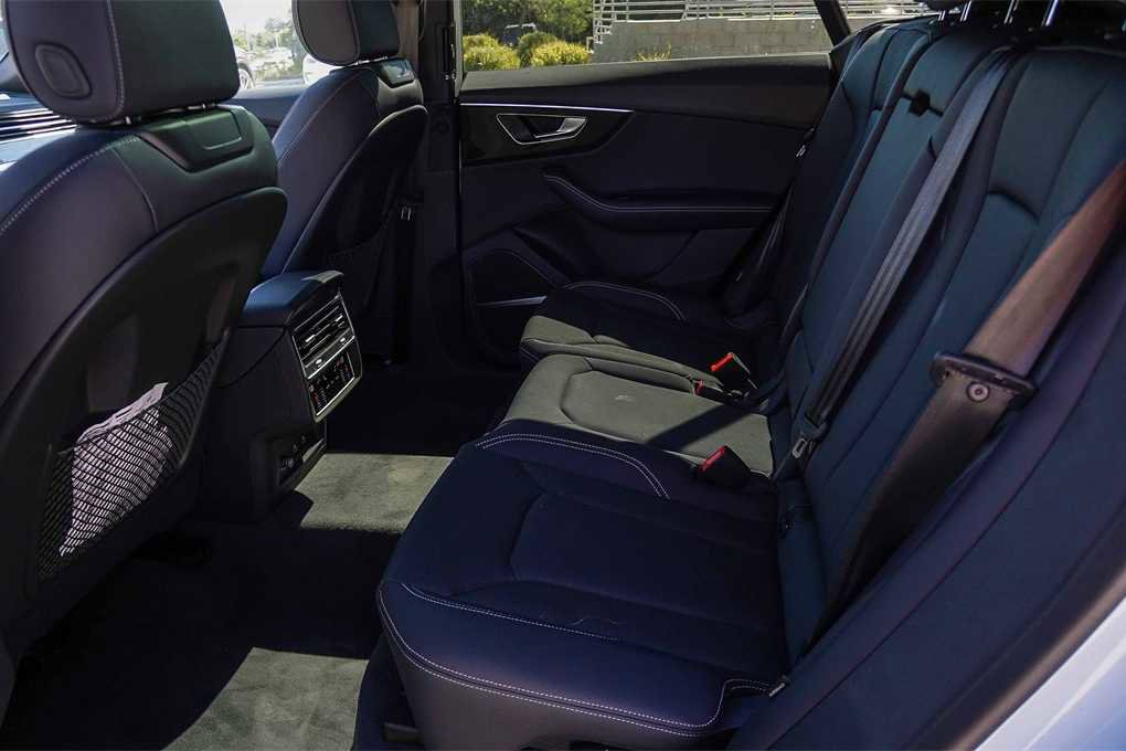 New 2025 Audi Q8 Premium Plus image 21