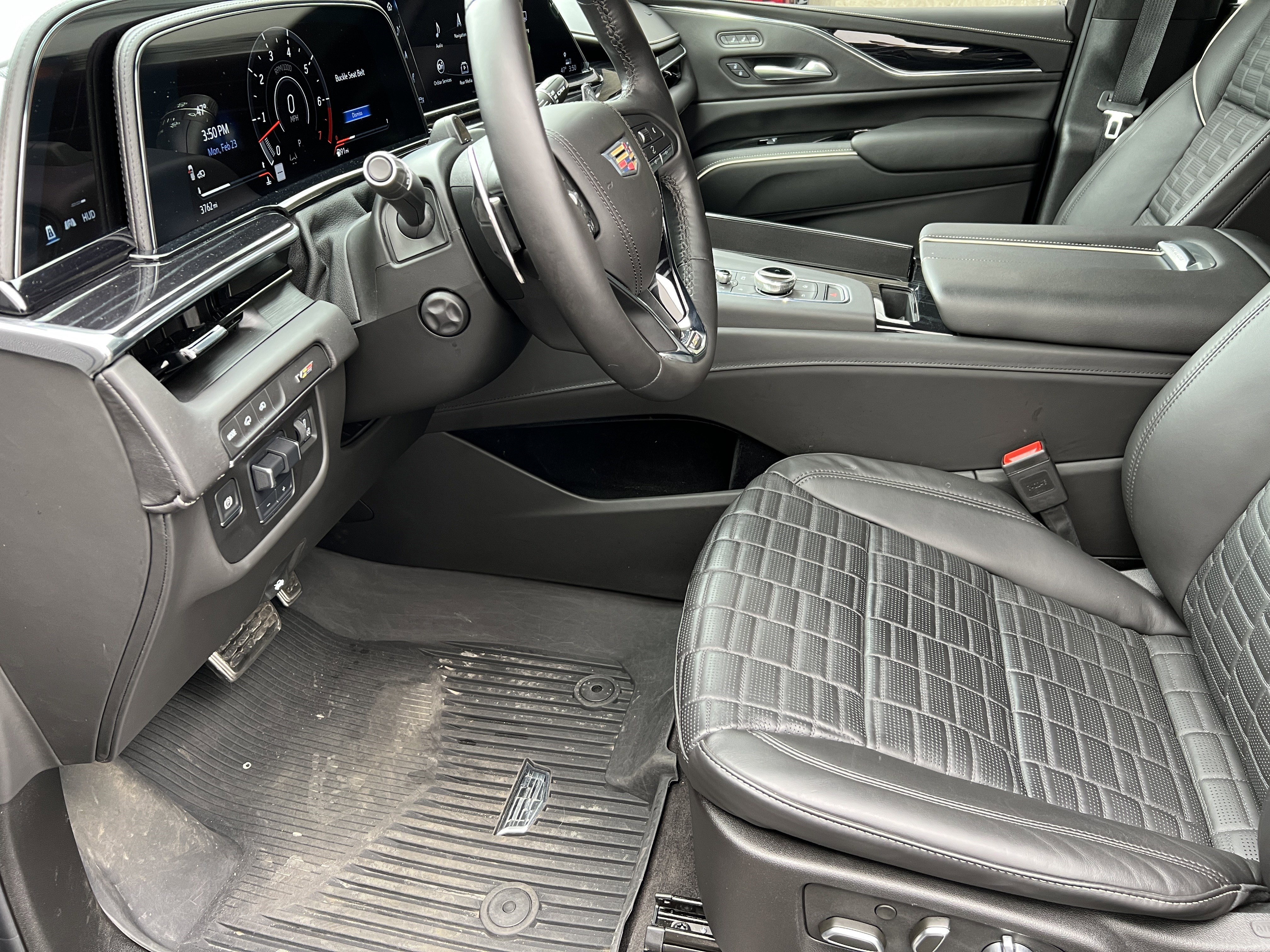 Used 2024 Cadillac Escalade V w/ LPO, ONYX Package AWD/4WD image 14