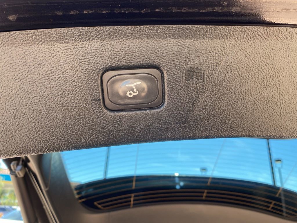 Certified 2022 Ford Edge Titanium AWD/4WD image 13