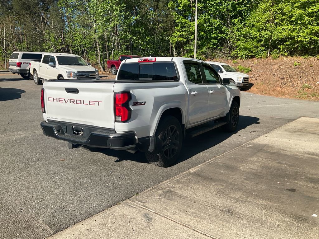Used 2024 Chevrolet Colorado Z71 w/ Z71 Convenience Package 2 AWD/4WD image 5