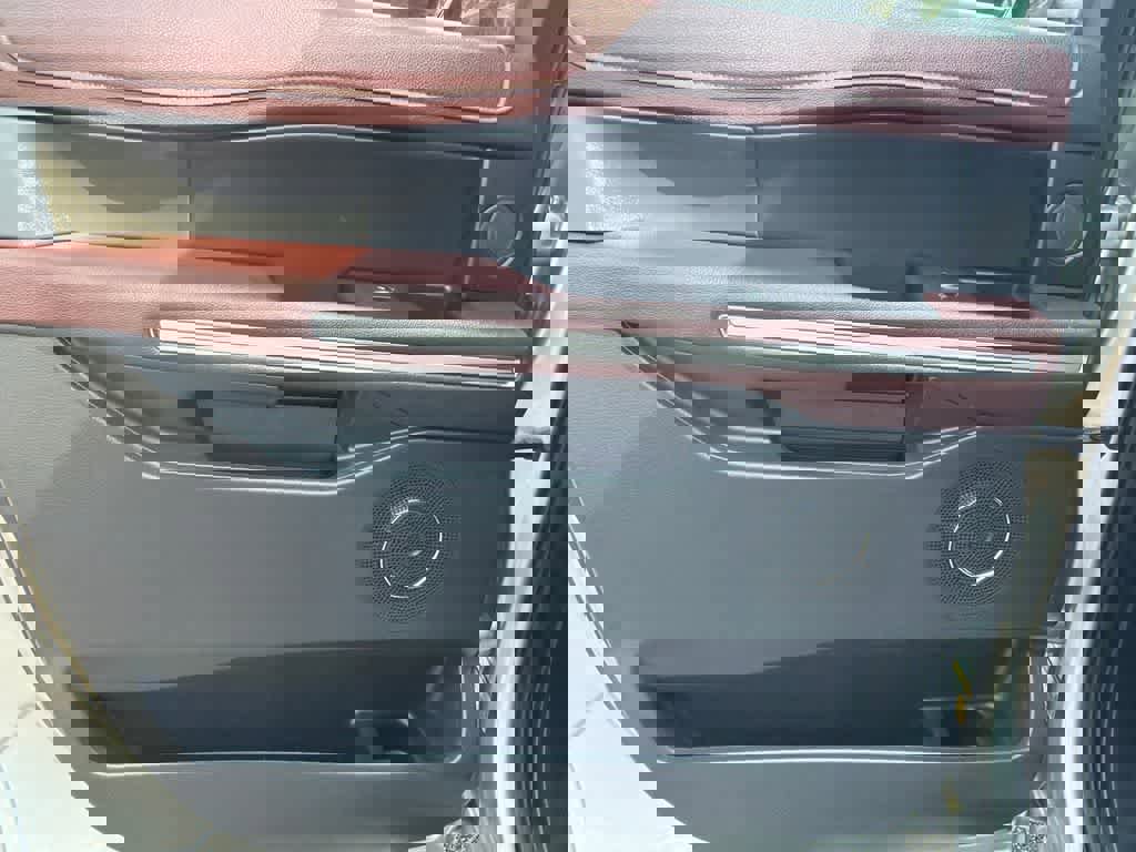 Used 2024 Ford Expedition Max Limited AWD/4WD image 11