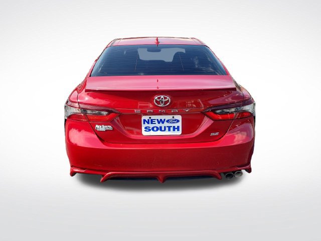 Used 2023 Toyota Camry SE FWD image 4