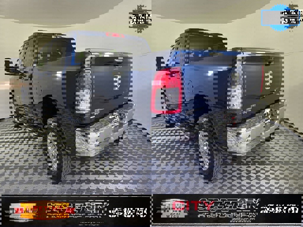 Used 2024 RAM 2500 Big Horn w/ Bed Utility Group image 5