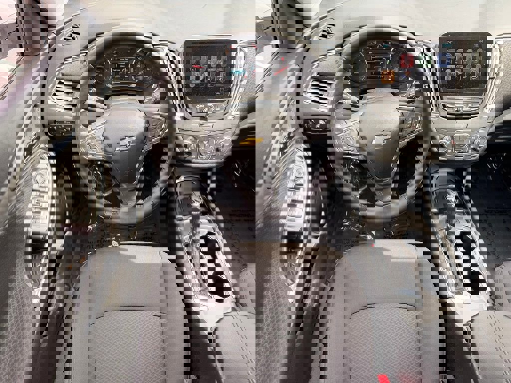 Used 2018 Chevrolet Malibu LT image 17