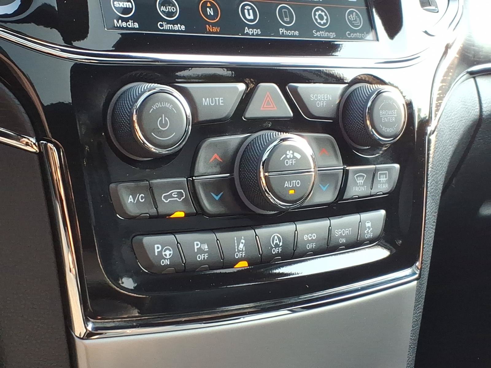 Used 2021 Jeep Grand Cherokee High Altitude AWD/4WD image 19