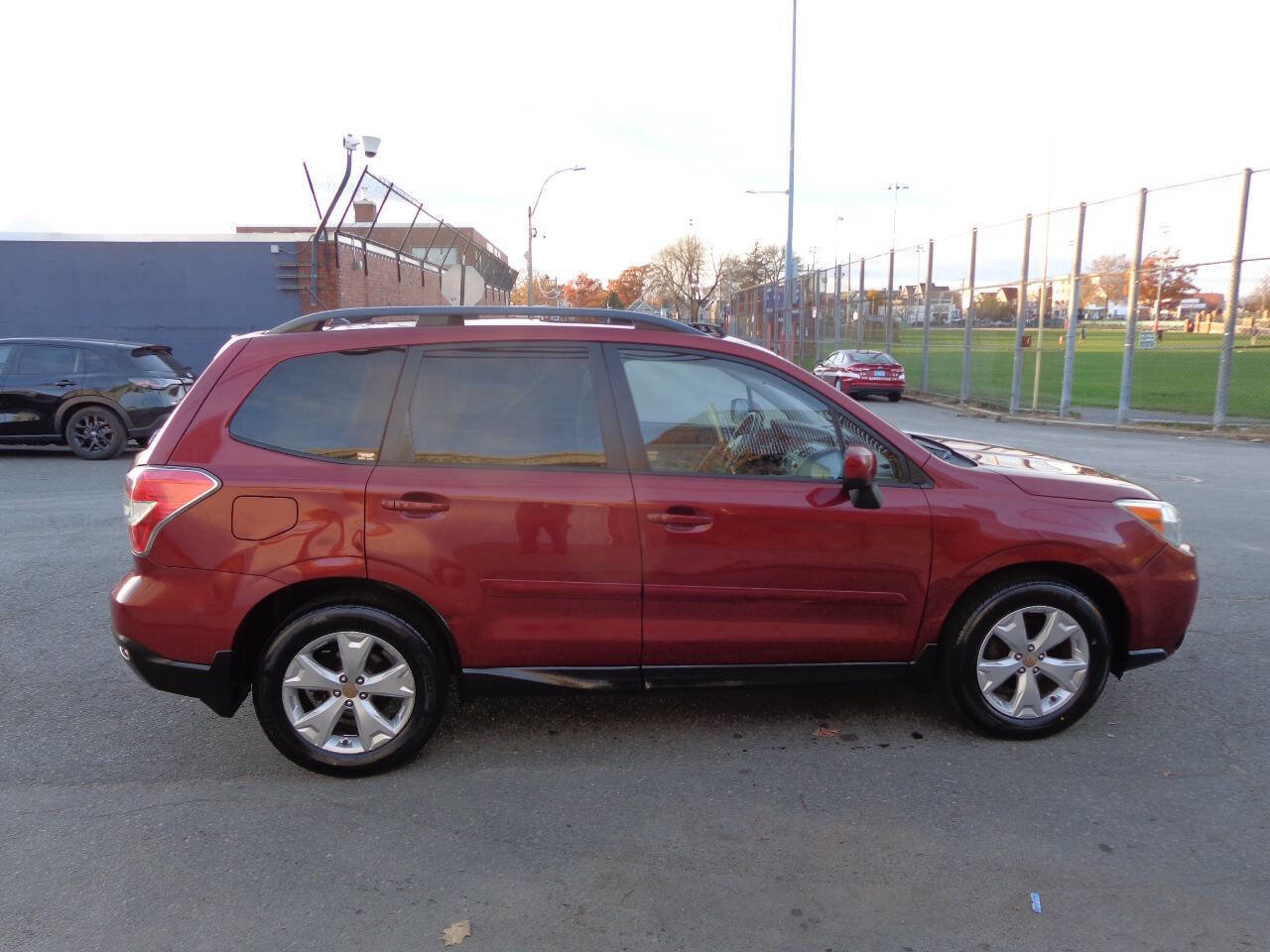 Used 2015 Subaru Forester 2.5i Premium w/ All-Weather Package image 6