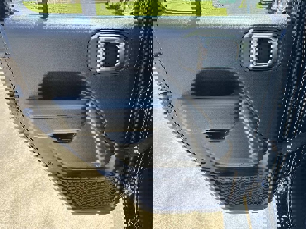 New 2026 Jeep Gladiator Sport image 30