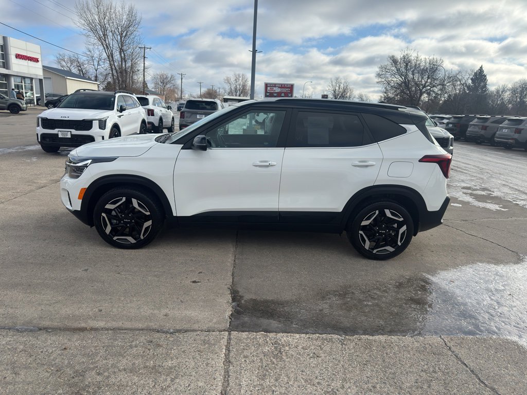 Used 2024 Kia Seltos SX AWD/4WD image 1