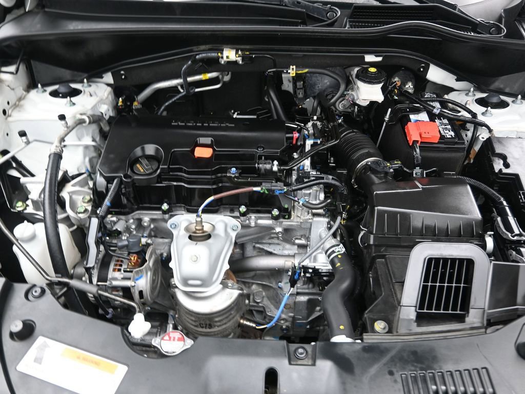 Used 2025 Honda HR-V Sport image 9